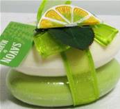 2 savons ovales 100gr décor citron vert